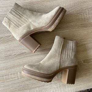 Steve Madden Size 8 Heeled Boots